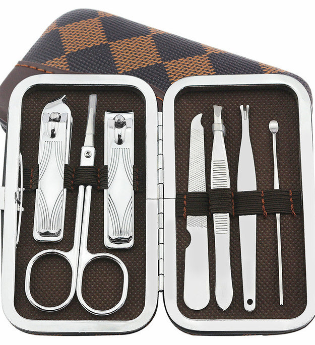 Checked pattern personal care 7-piece nail clippers