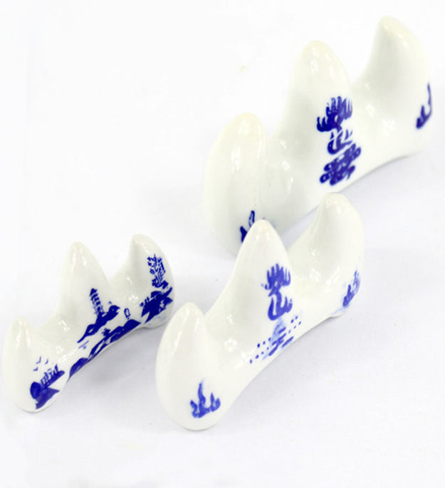 Blue and white porcelain brush holder