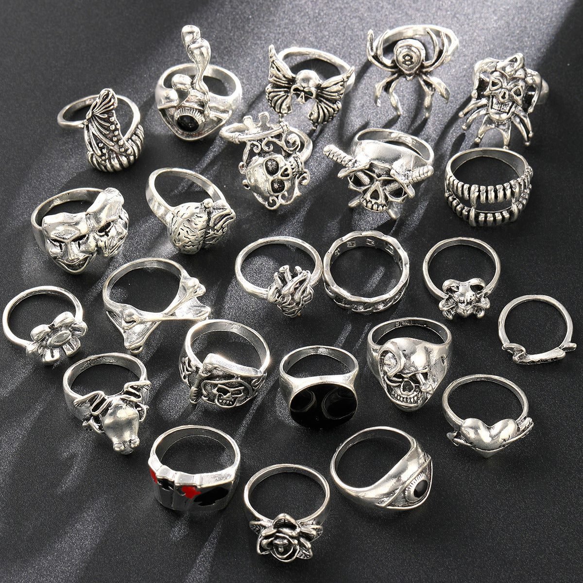 Dark Hip Hop Skull Spider High Profile Retro Ring